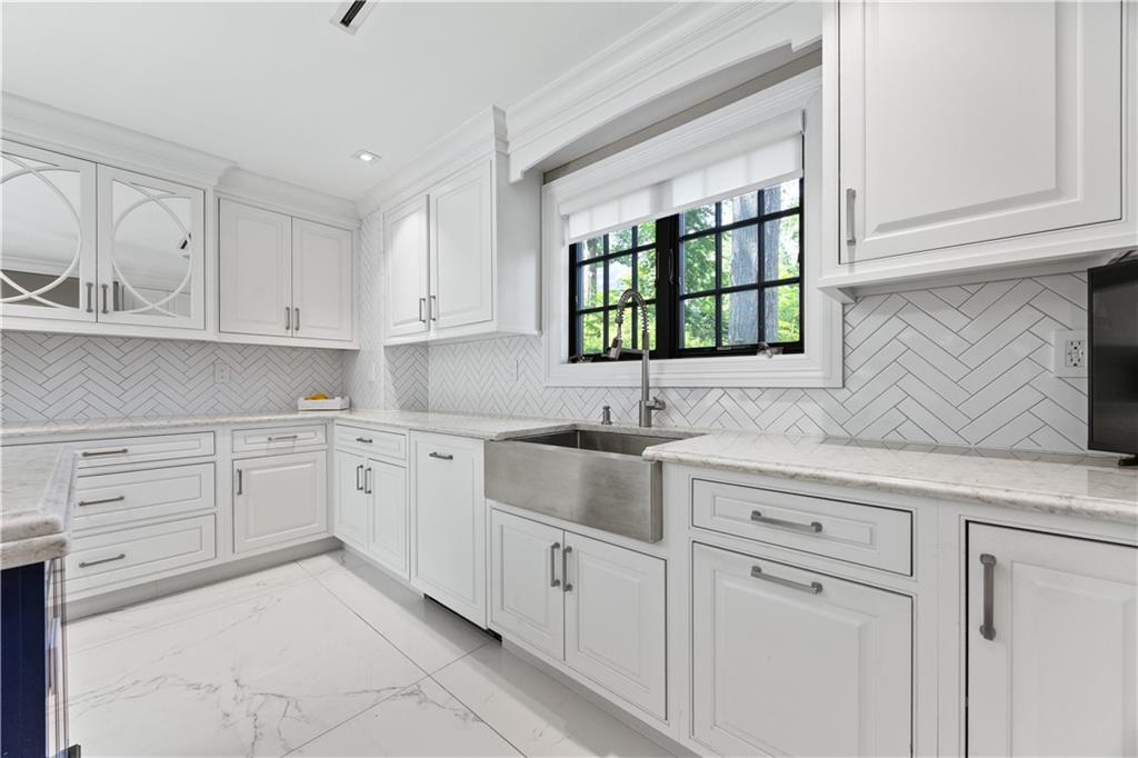 44 Annfield Court Todt Hill Staten Island NY 10304