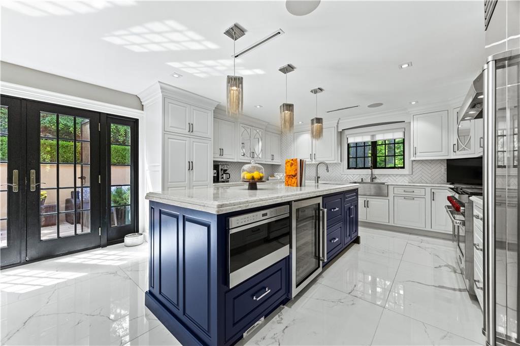 44 Annfield Court Todt Hill Staten Island NY 10304