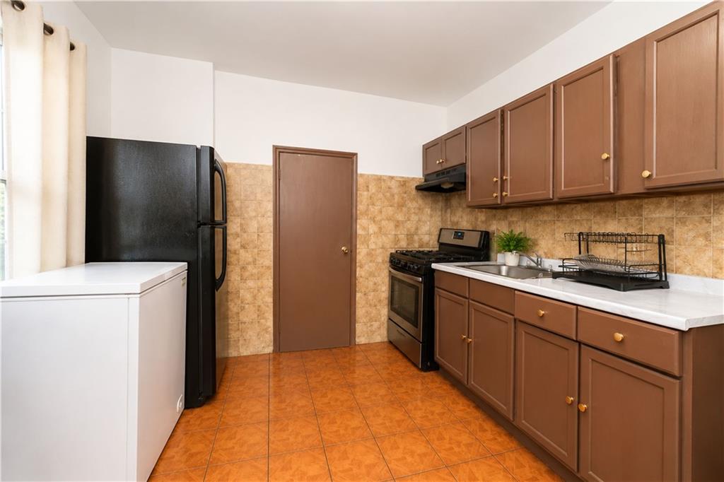 904 Avenue C Kensington Brooklyn NY 11218