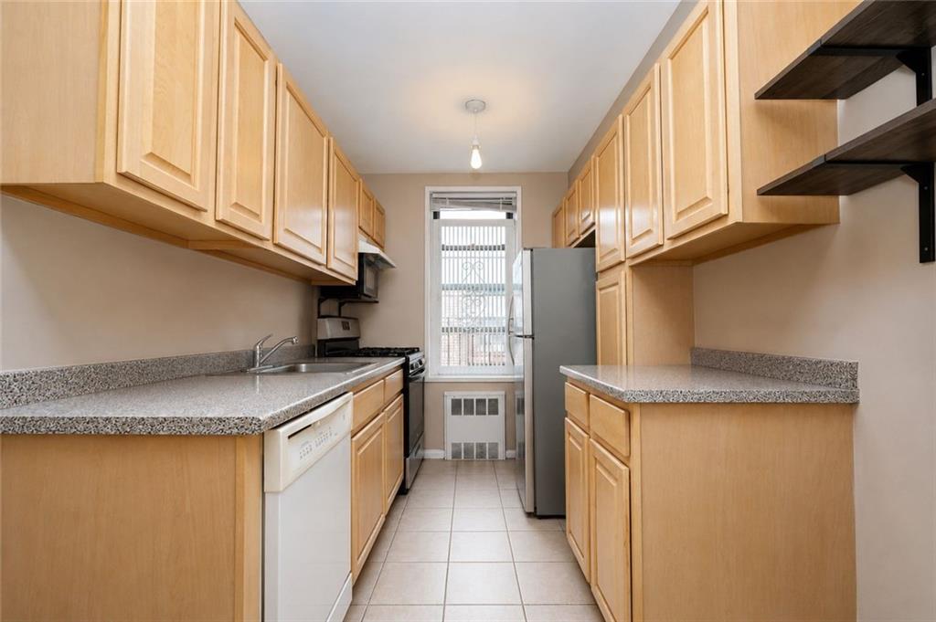 9040 Fort Hamilton Parkway Bay Ridge Brooklyn NY 11209