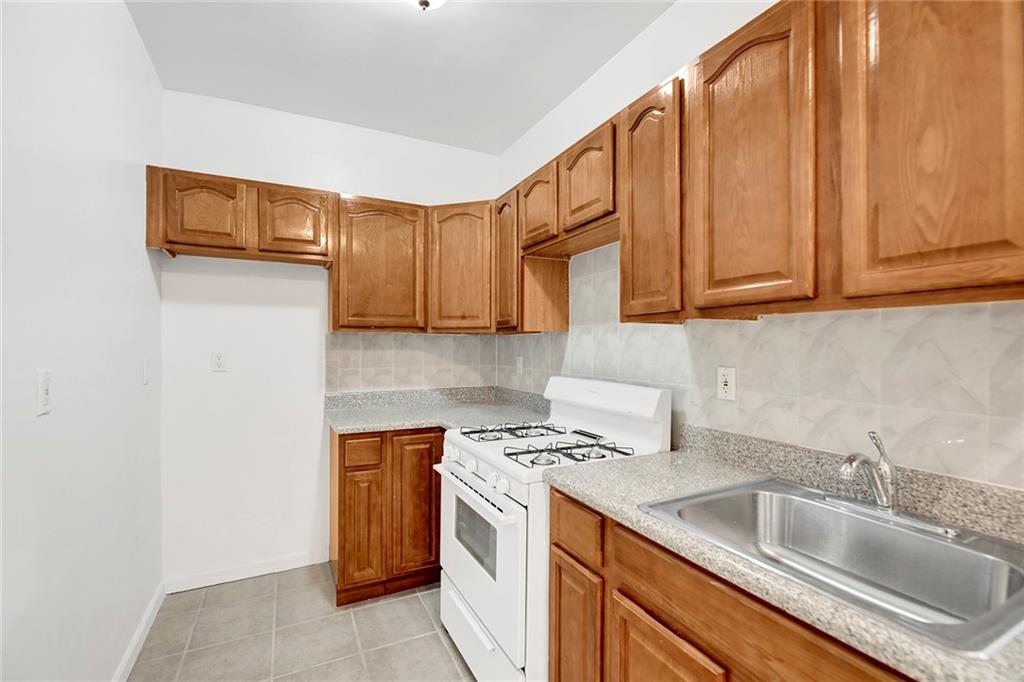 897 Empire Boulevard Crown Heights Brooklyn NY 11213