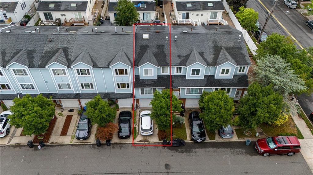 19 Pembrook Loop Rossville Staten Island NY 10309