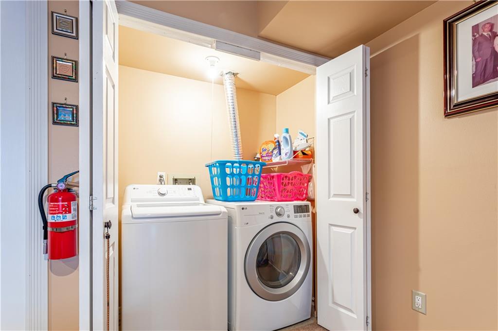 19 Pembrook Loop Rossville Staten Island NY 10309