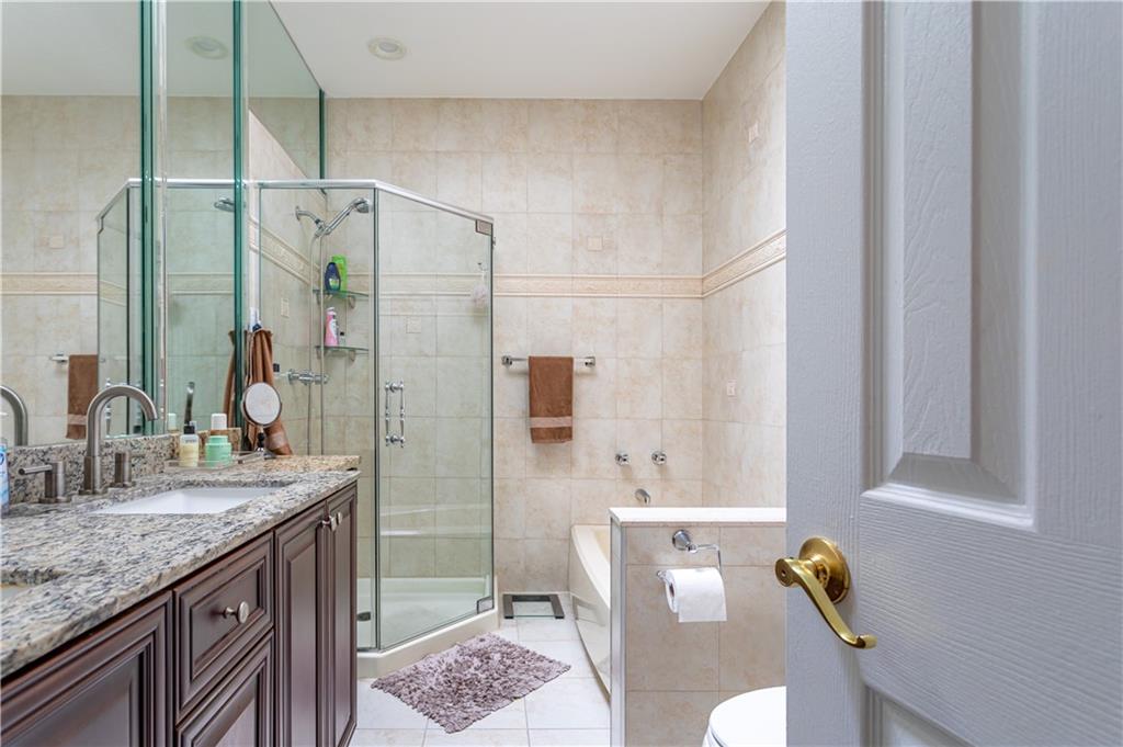 19 Pembrook Loop Rossville Staten Island NY 10309