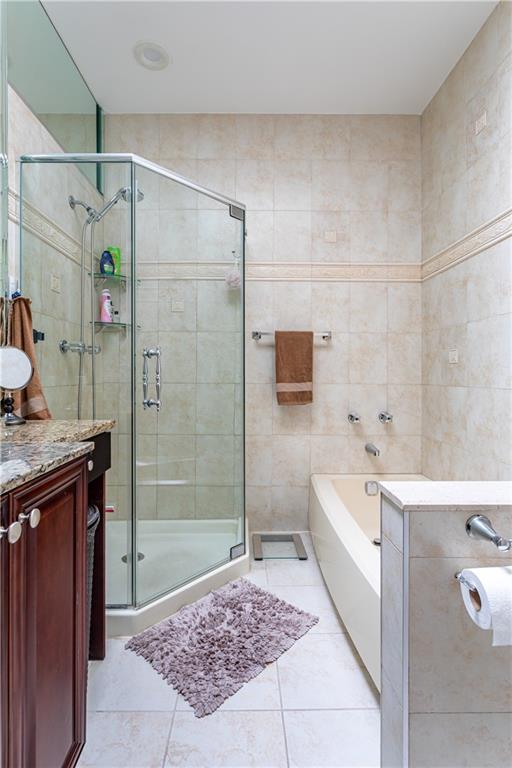 19 Pembrook Loop Rossville Staten Island NY 10309