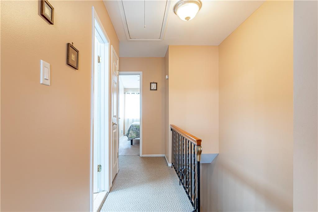 19 Pembrook Loop Rossville Staten Island NY 10309