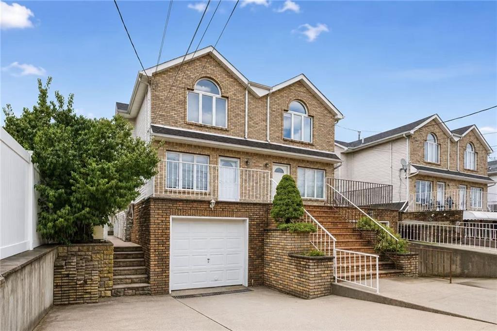 23 Saxon Avenue New Springville Staten Island NY 10314