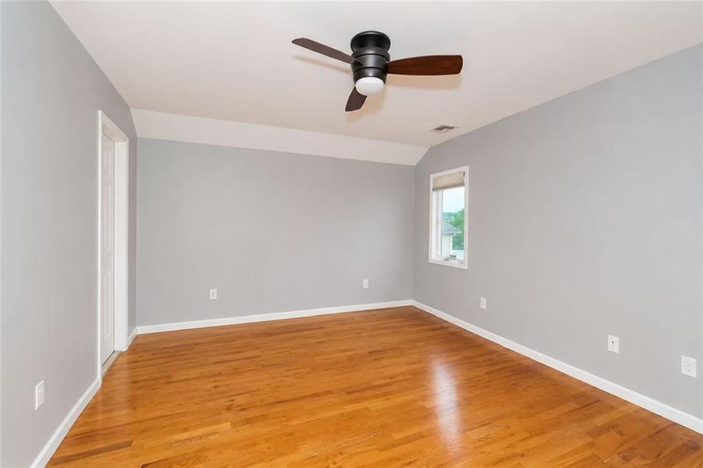 23 Saxon Avenue New Springville Staten Island NY 10314