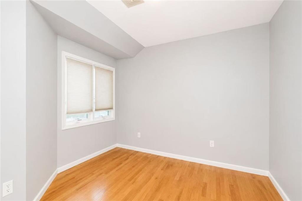 23 Saxon Avenue New Springville Staten Island NY 10314