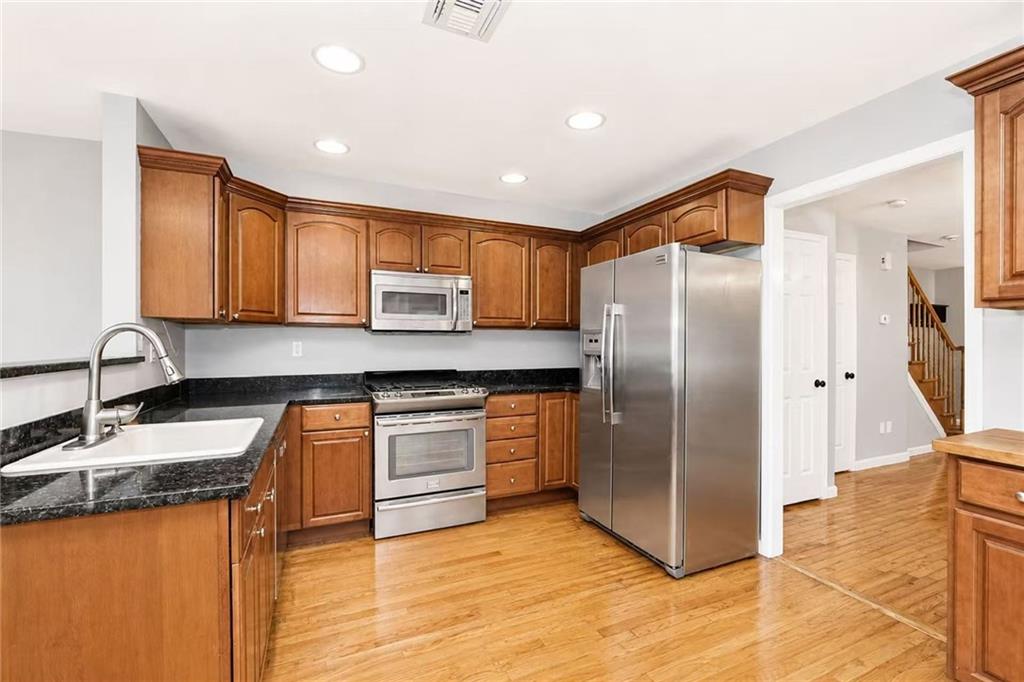 23 Saxon Avenue New Springville Staten Island NY 10314
