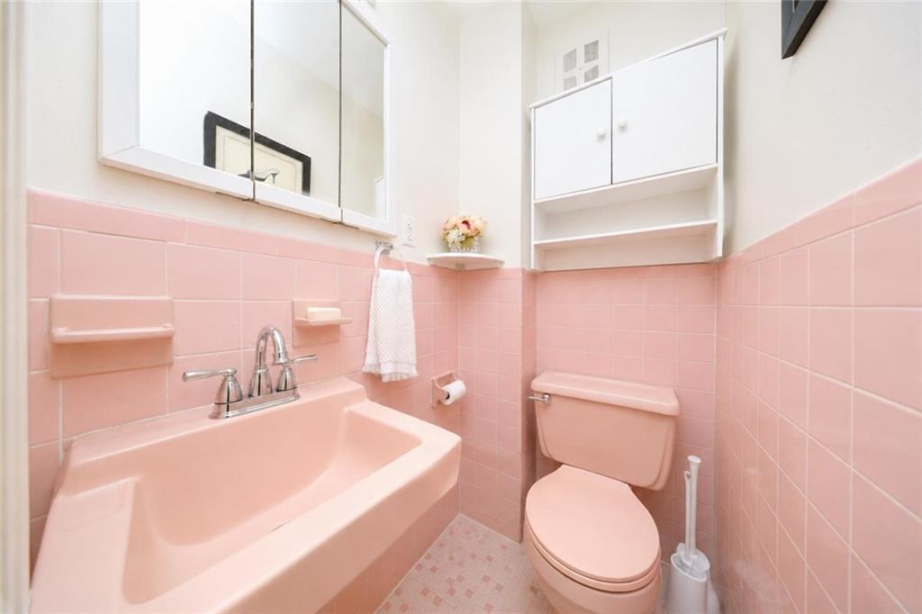 243 Bay 35th Street Bath Beach Brooklyn NY 11214