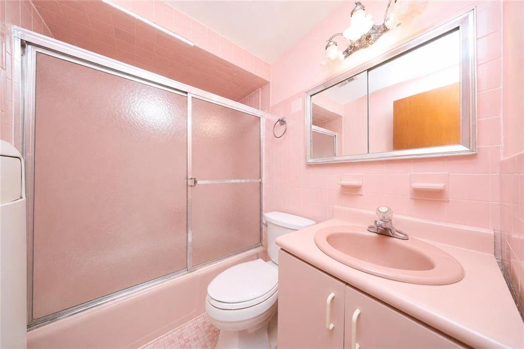 243 Bay 35th Street Bath Beach Brooklyn NY 11214