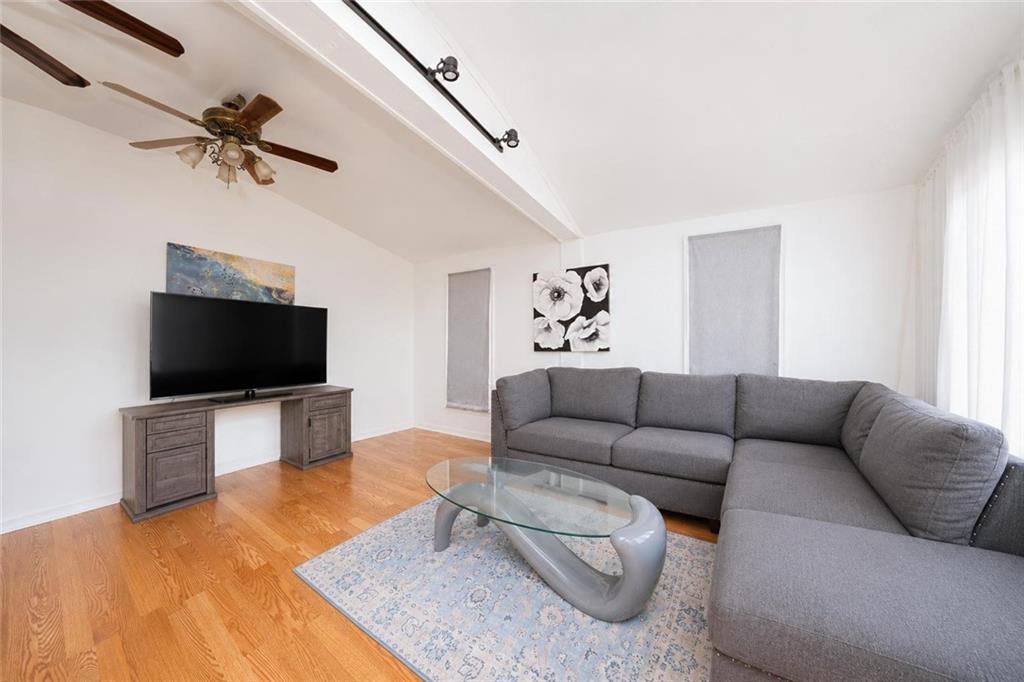 174 Bay 53rd Street Gravesend Brooklyn NY 11214
