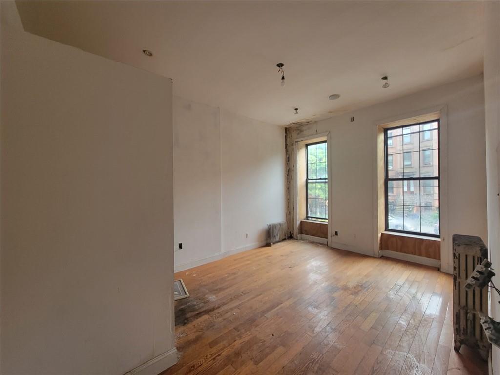 211 Van Buren Street Bedford Stuyvesant Brooklyn NY 11221
