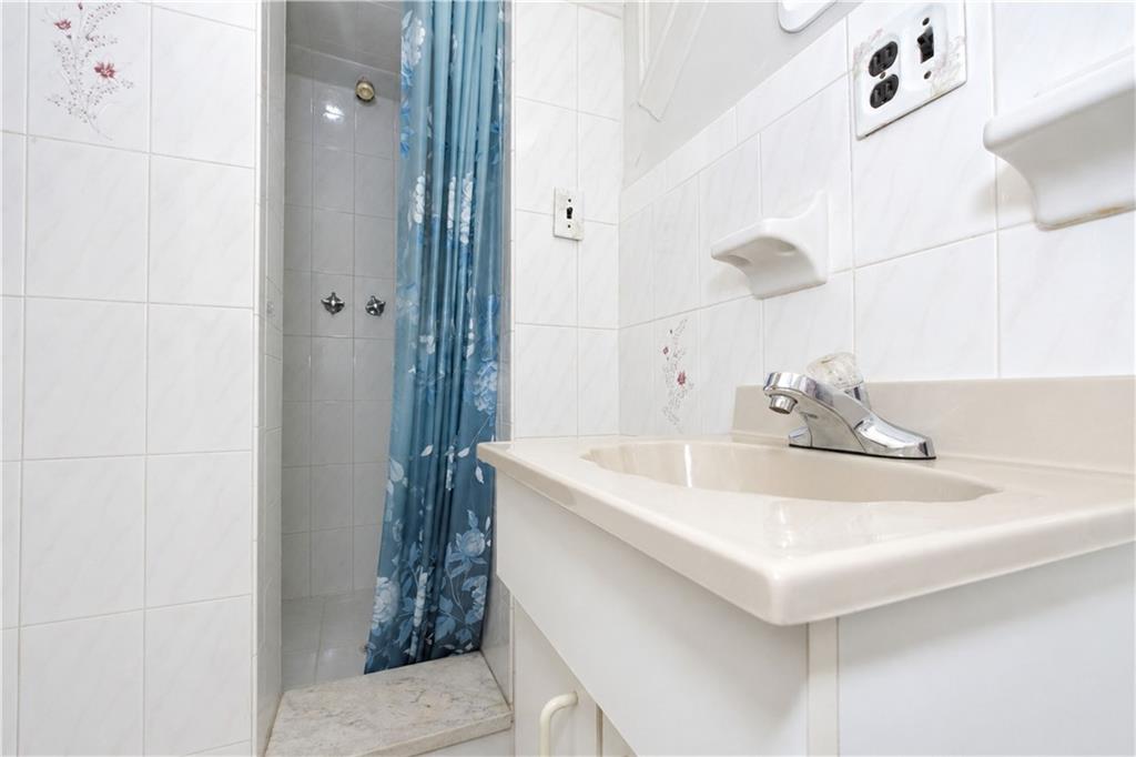 942 72nd Street Dyker Heights Brooklyn NY 11228