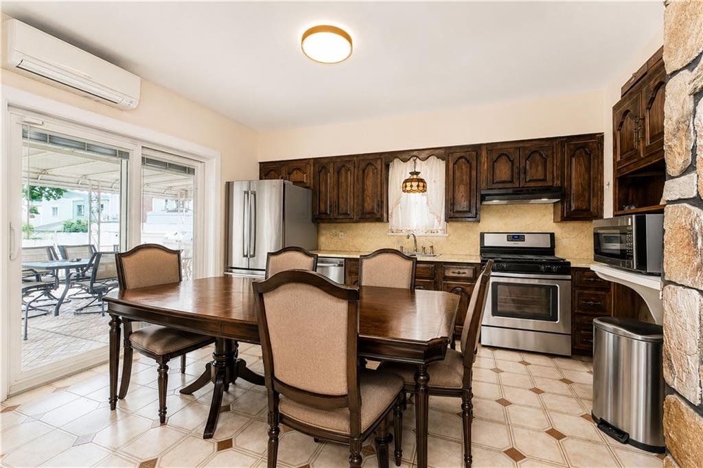 942 72nd Street Dyker Heights Brooklyn NY 11228