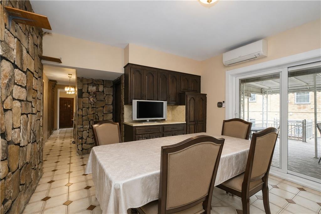 942 72nd Street Dyker Heights Brooklyn NY 11228