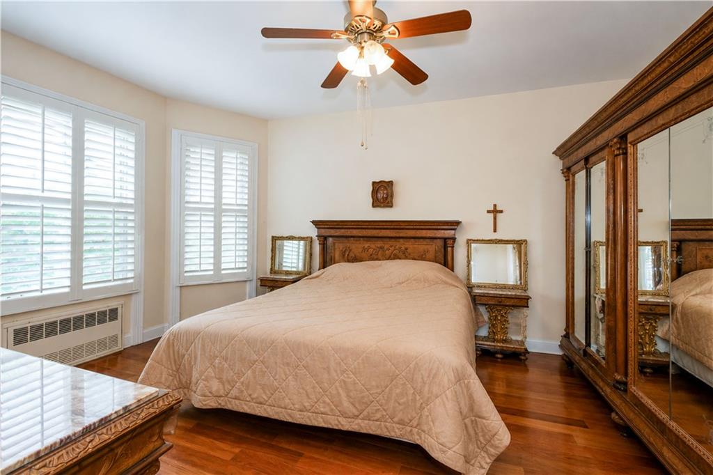 942 72nd Street Dyker Heights Brooklyn NY 11228