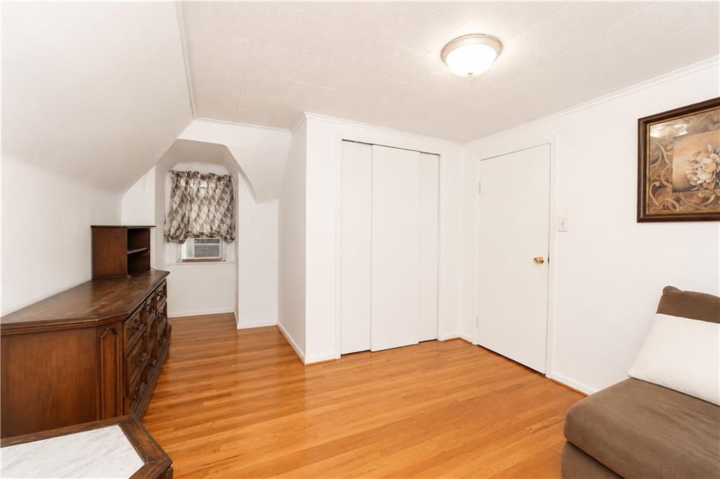 942 72nd Street Dyker Heights Brooklyn NY 11228