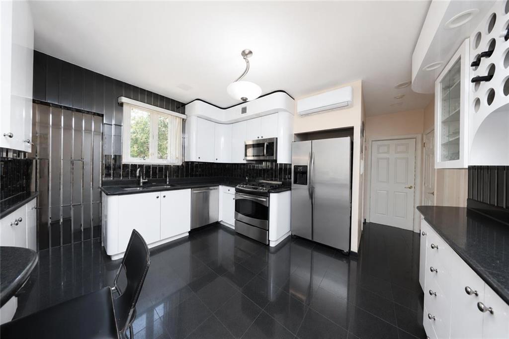 2538 East 29th Street Sheepshead Bay Brooklyn NY 11235