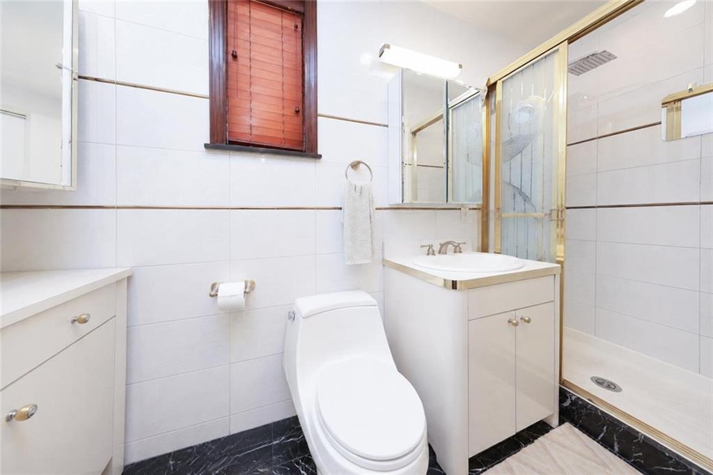 2538 East 29th Street Sheepshead Bay Brooklyn NY 11235