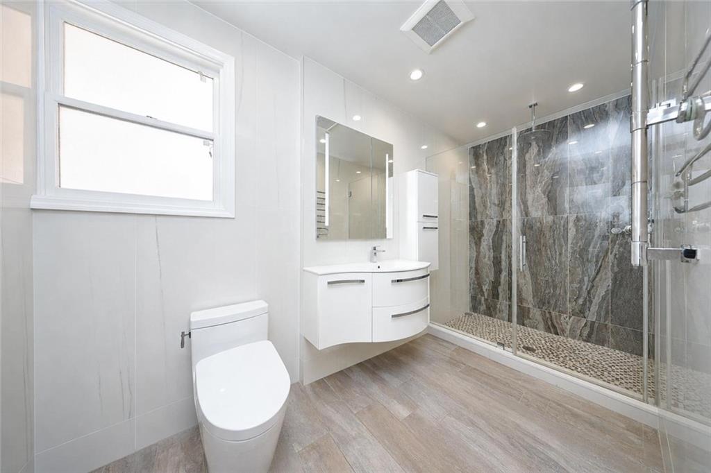 2538 East 29th Street Sheepshead Bay Brooklyn NY 11235