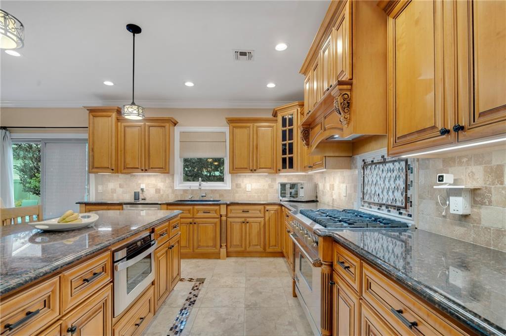 22 Cheshire Place Staten Island NY 10301