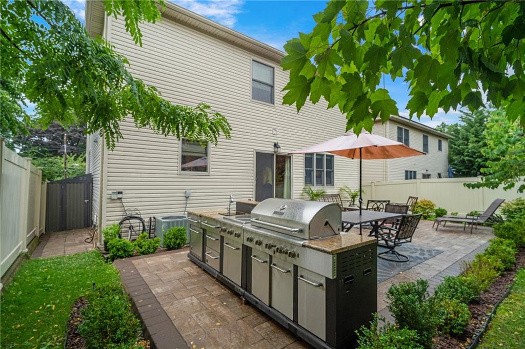 22 Cheshire Place Staten Island NY 10301