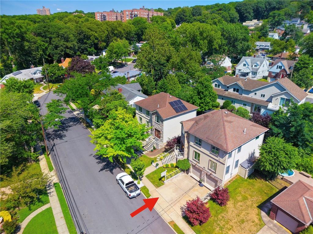 22 Cheshire Place Staten Island NY 10301