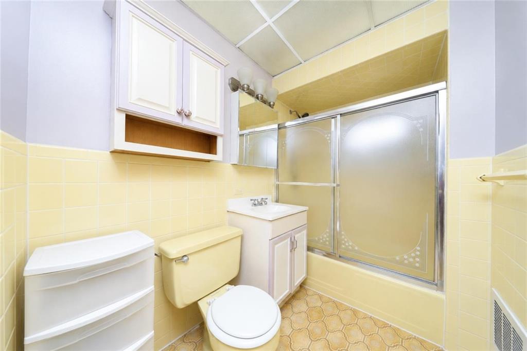 1773 Dahill Road Gravesend Brooklyn NY 11223
