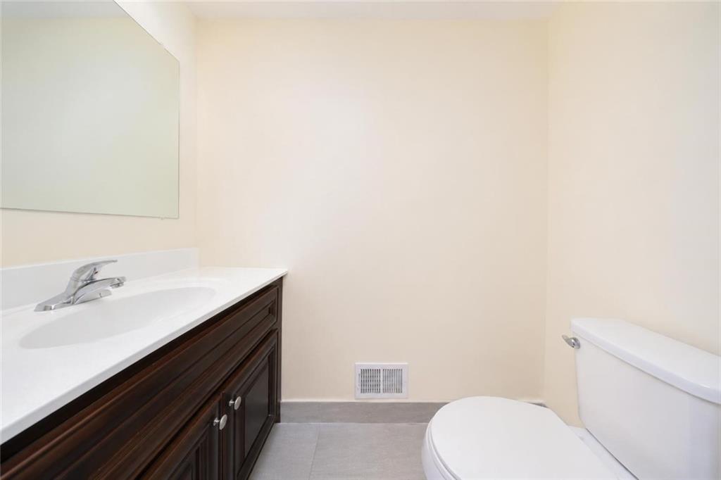 22 Bamberger Lane Eltingville Staten Island NY 10312