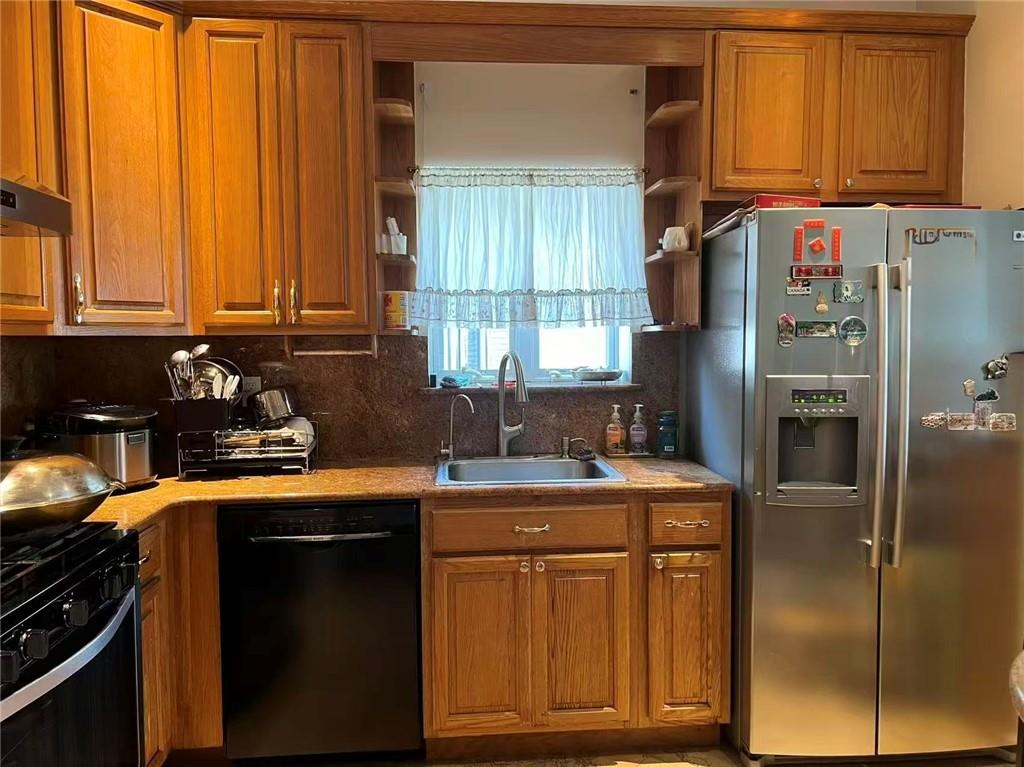 119 Bay 31st Street Bensonhurst Brooklyn NY 11214
