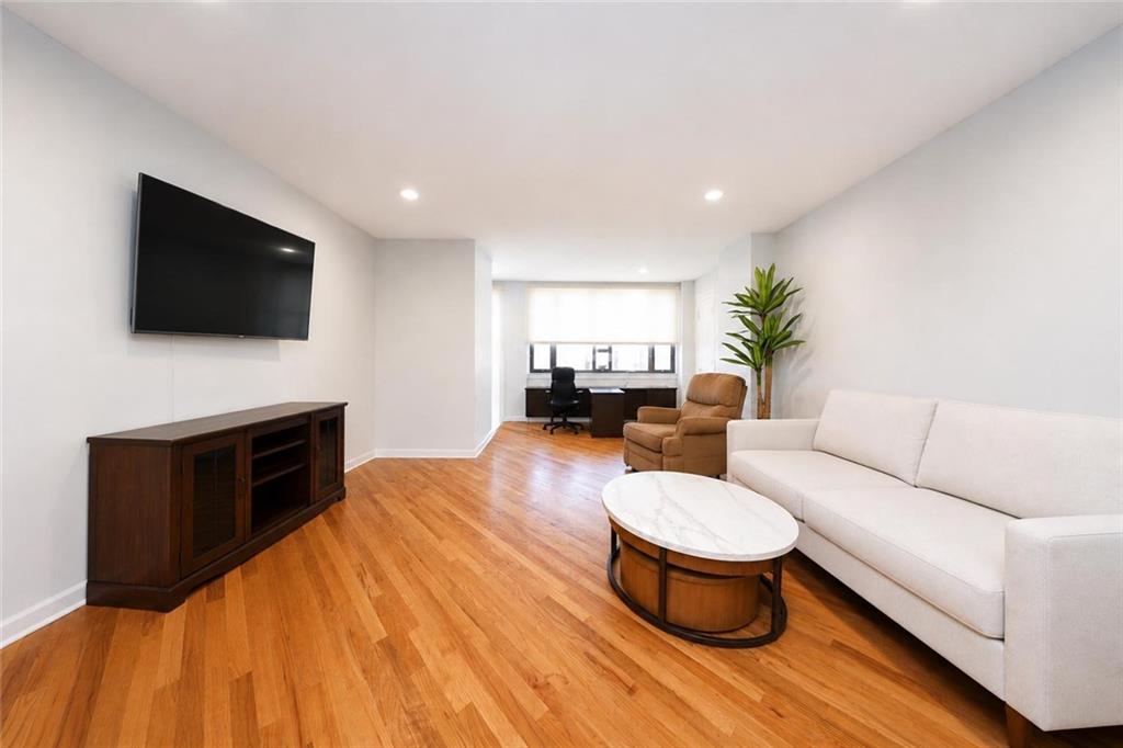 8665 15th Avenue Bath Beach Brooklyn NY 11228
