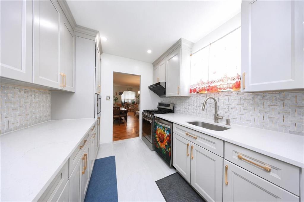 8665 15th Avenue Bath Beach Brooklyn NY 11228