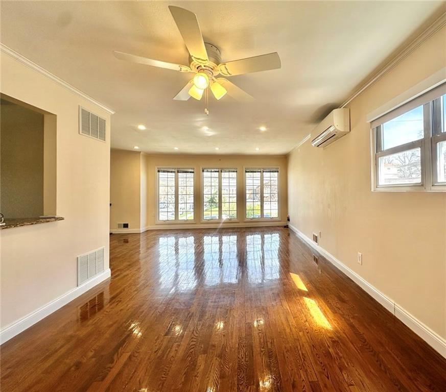 128 Queen Street Manor Heights Staten Island NY 10314
