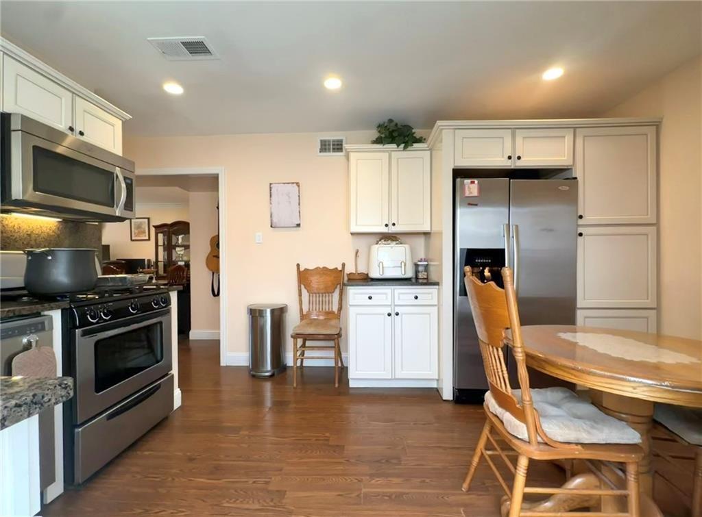 128 Queen Street Manor Heights Staten Island NY 10314