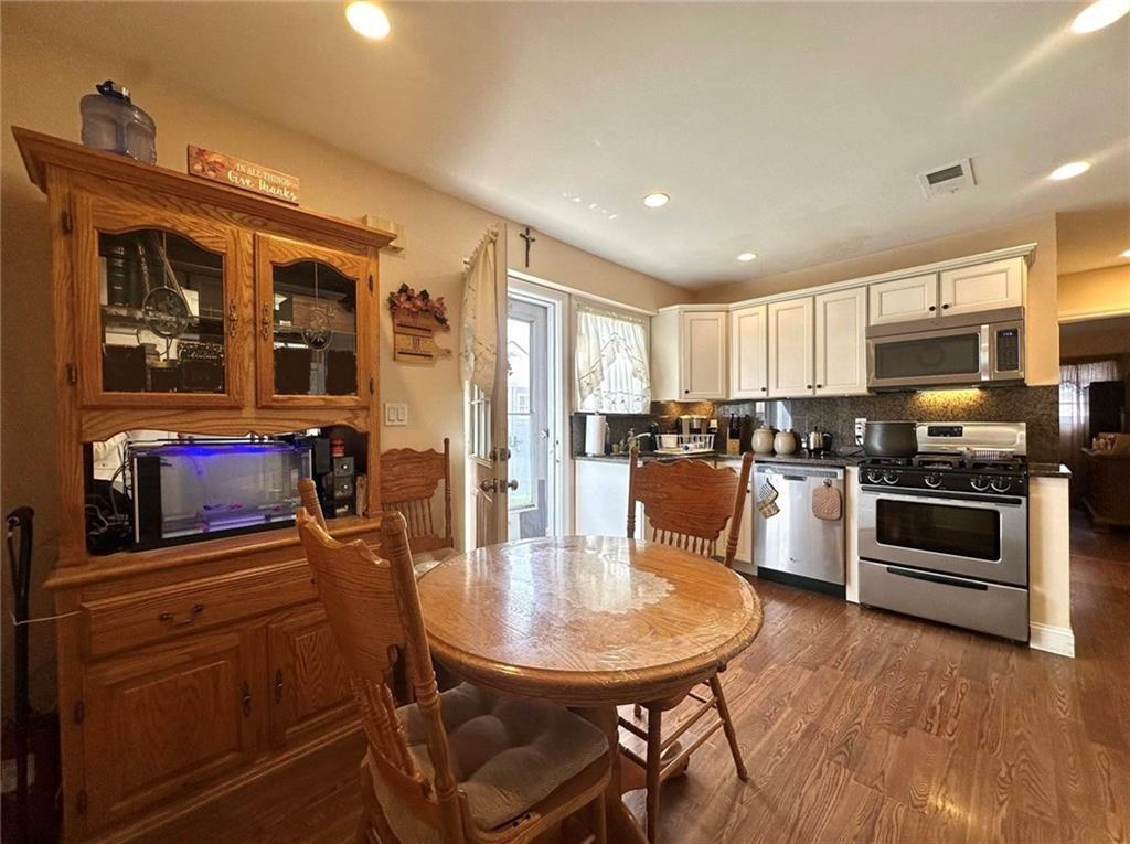 128 Queen Street Manor Heights Staten Island NY 10314