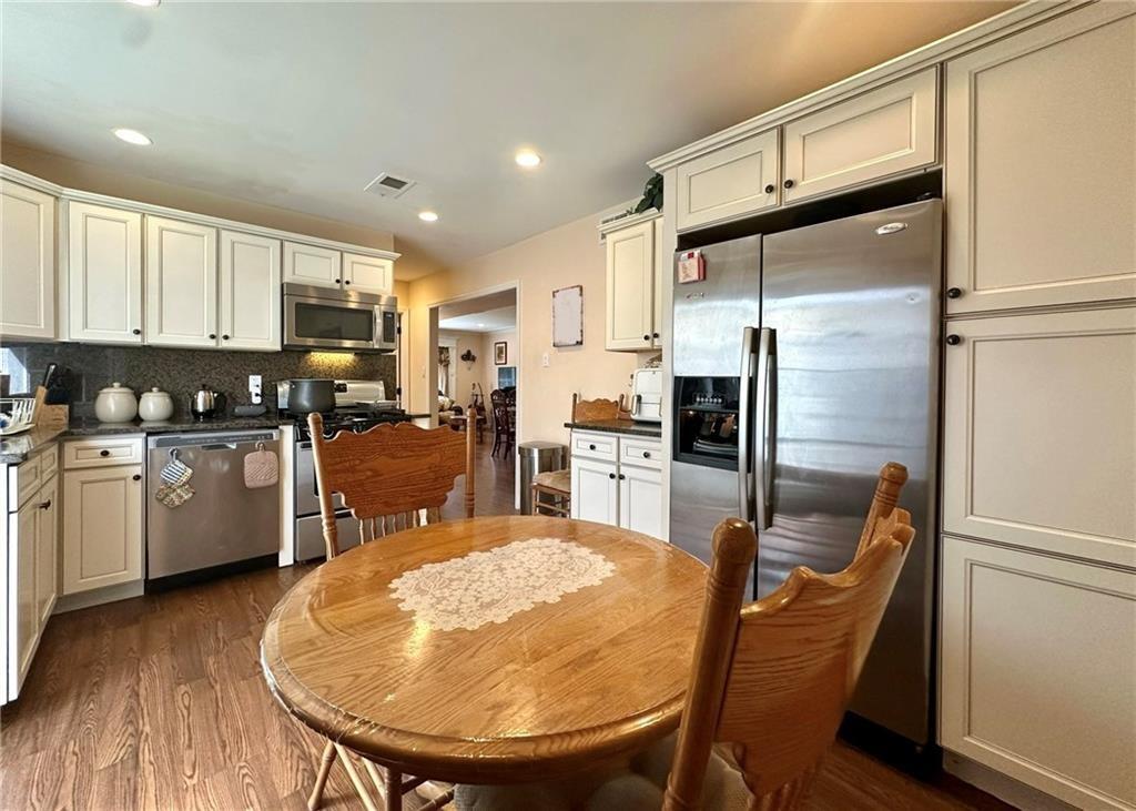 128 Queen Street Manor Heights Staten Island NY 10314