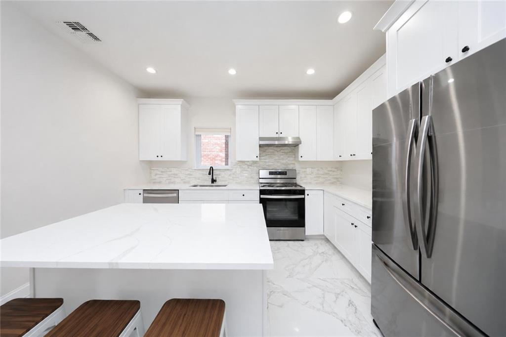 151 Vermont Avenue Rosebank Staten Island NY 10305