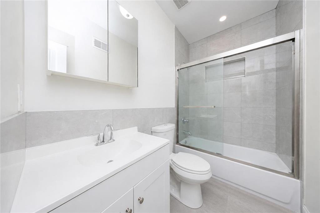 151 Vermont Avenue Rosebank Staten Island NY 10305
