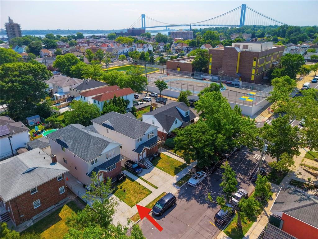 151 Vermont Avenue Rosebank Staten Island NY 10305