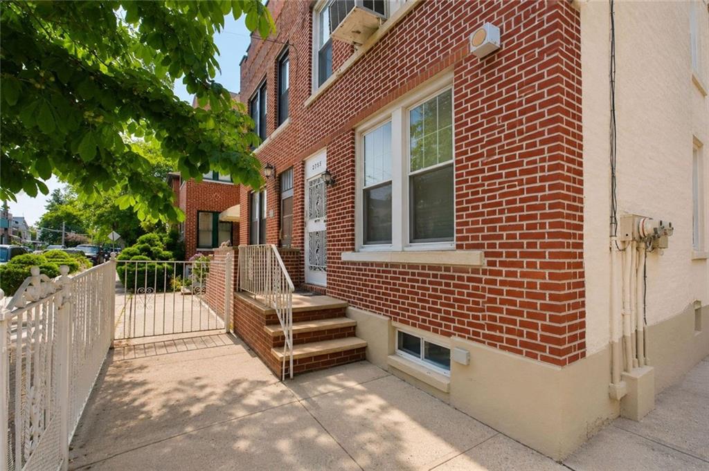 2755 East 28th Street Sheepshead Bay Brooklyn NY 11235