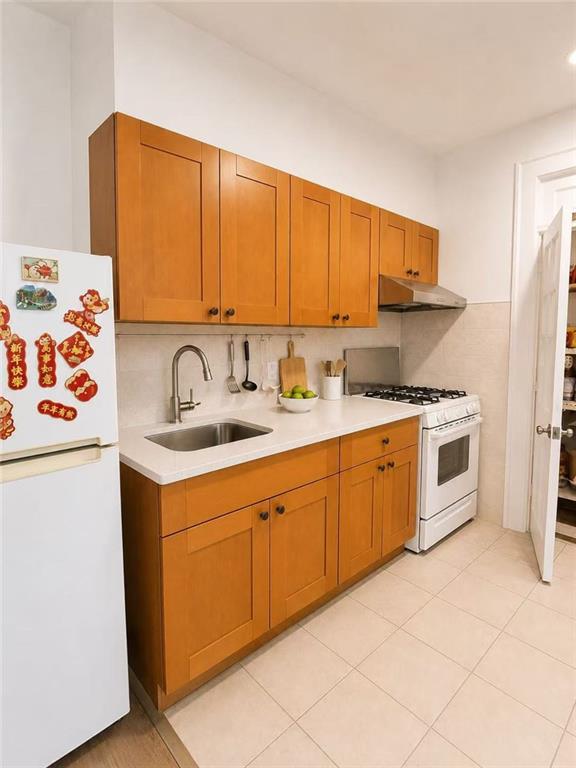 1646 Benson Avenue Bensonhurst Brooklyn NY 11214
