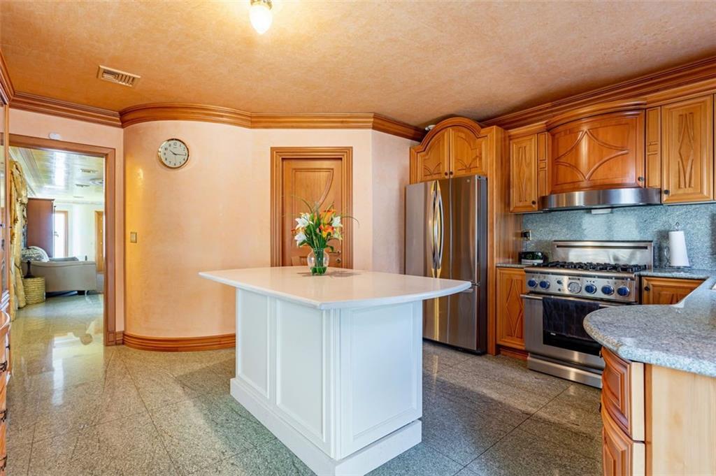 1068 82nd Street Bensonhurst Brooklyn NY 11228