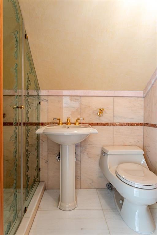 1068 82nd Street Bensonhurst Brooklyn NY 11228