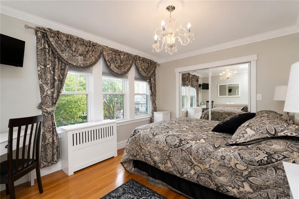186 Burbank Avenue New Dorp Staten Island NY 10306