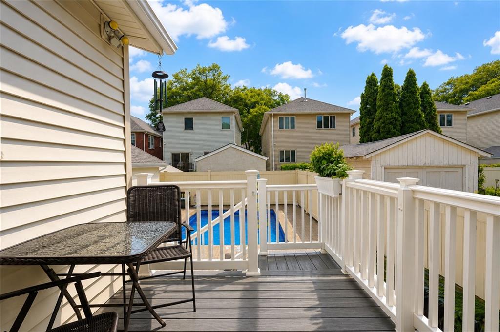 186 Burbank Avenue New Dorp Staten Island NY 10306