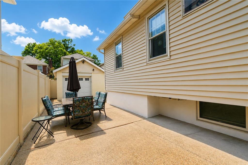 186 Burbank Avenue New Dorp Staten Island NY 10306