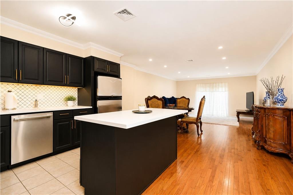 52 92nd Street Bay Ridge Brooklyn NY 11209