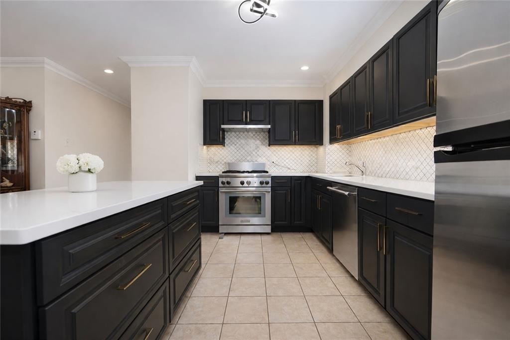 52 92nd Street Bay Ridge Brooklyn NY 11209